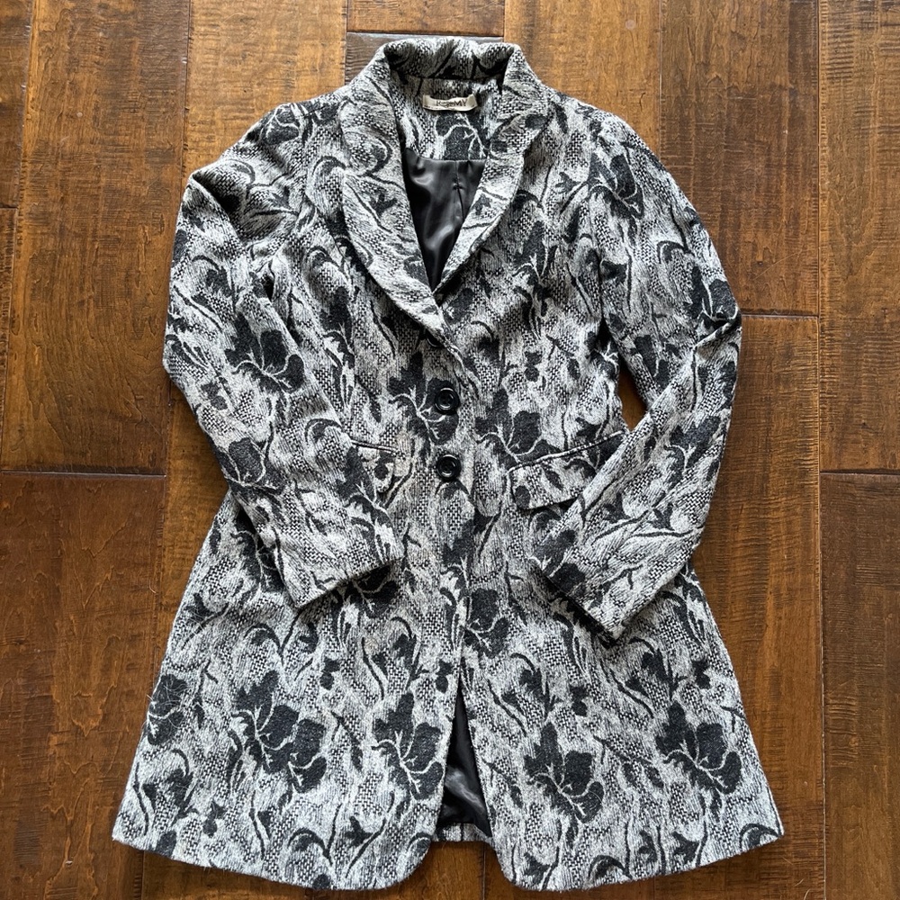 Romy mid-length vintage style brocade black & white floral blazer jacket Size XS